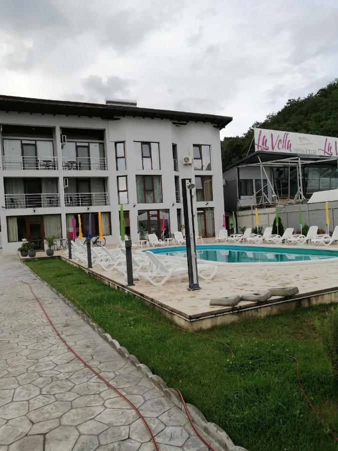 Vila Hercules Дубова Экстерьер фото